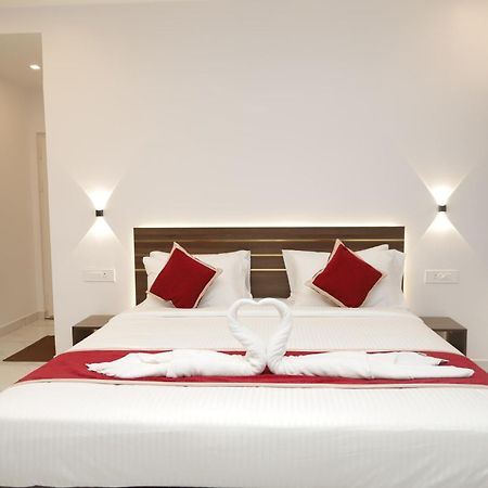 Le Sancta Homestay Maraiyūr Esterno foto