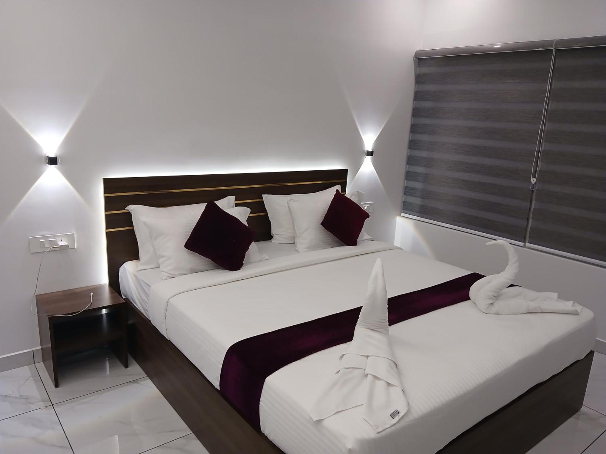 Le Sancta Homestay Maraiyūr Esterno foto