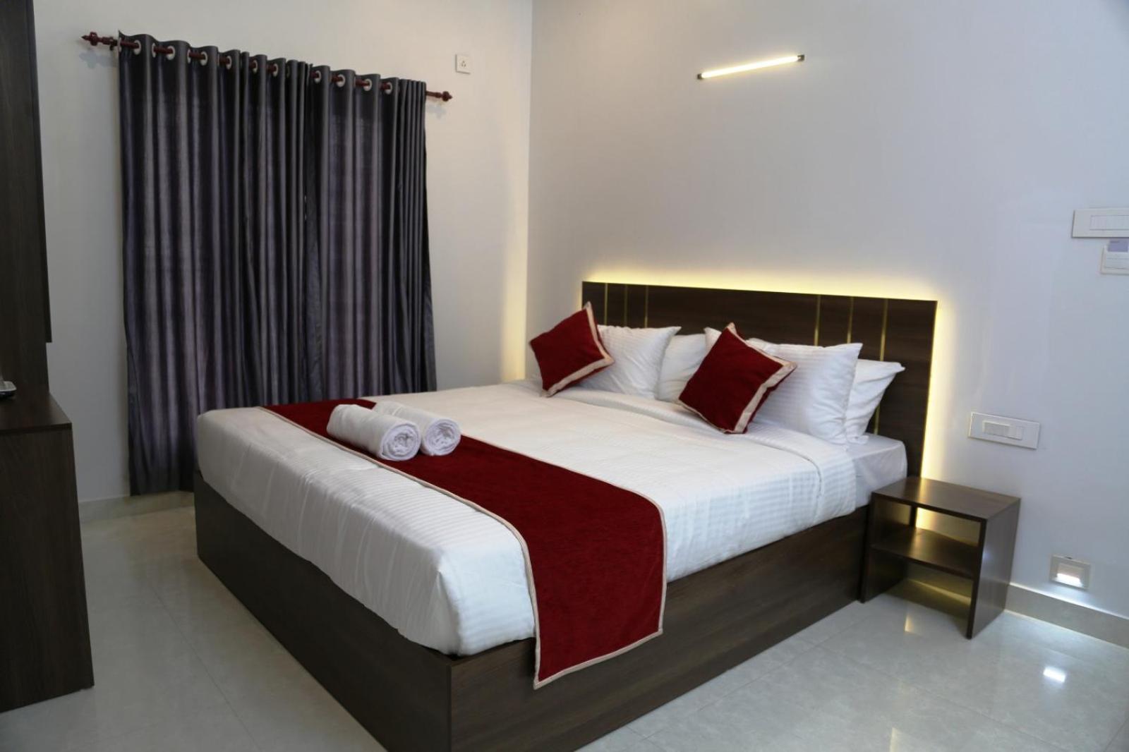 Le Sancta Homestay Maraiyūr Esterno foto