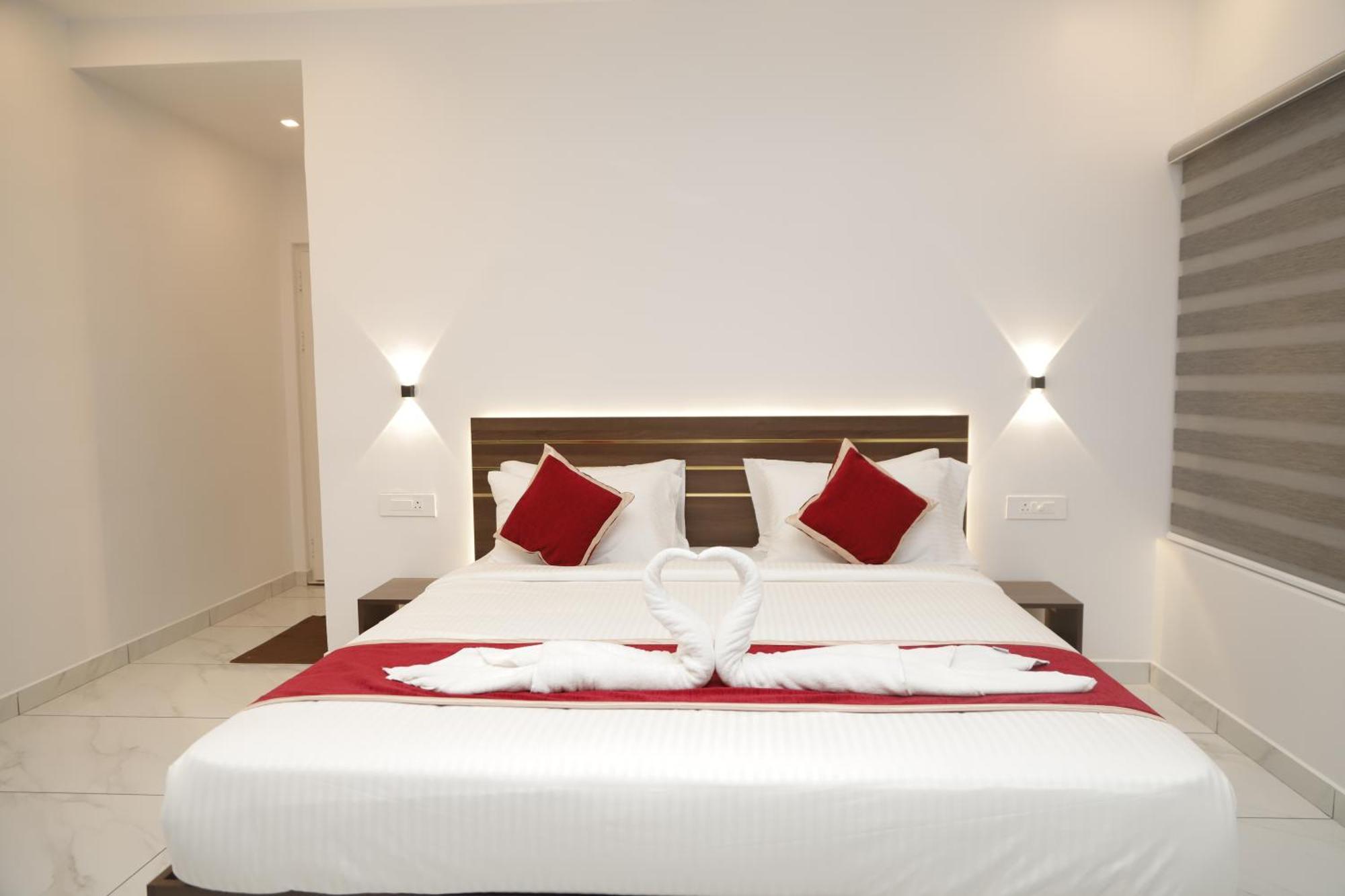 Le Sancta Homestay Maraiyūr Esterno foto