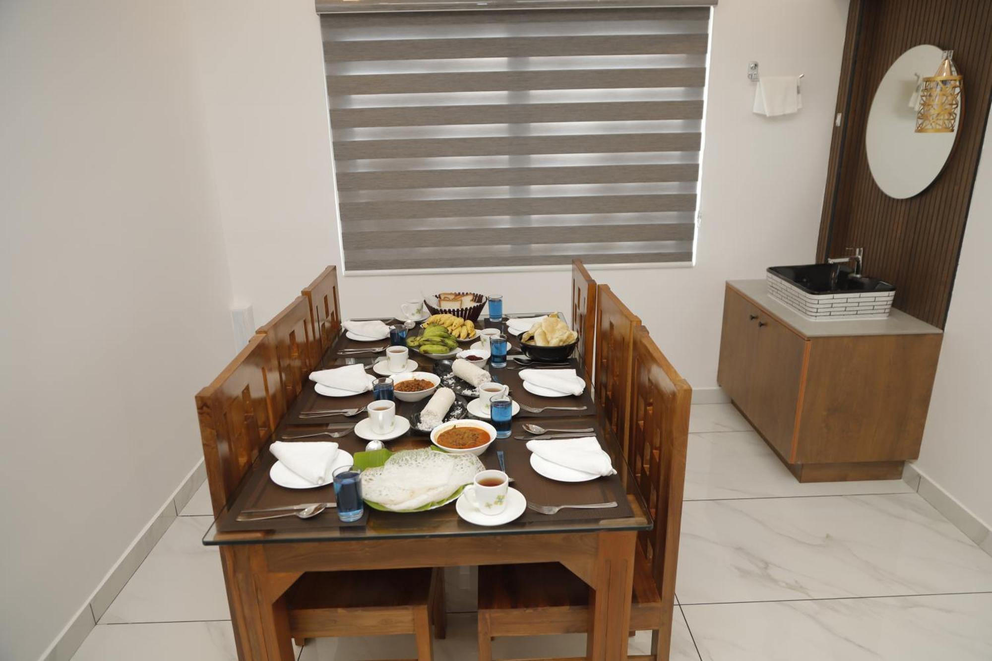 Le Sancta Homestay Maraiyūr Esterno foto